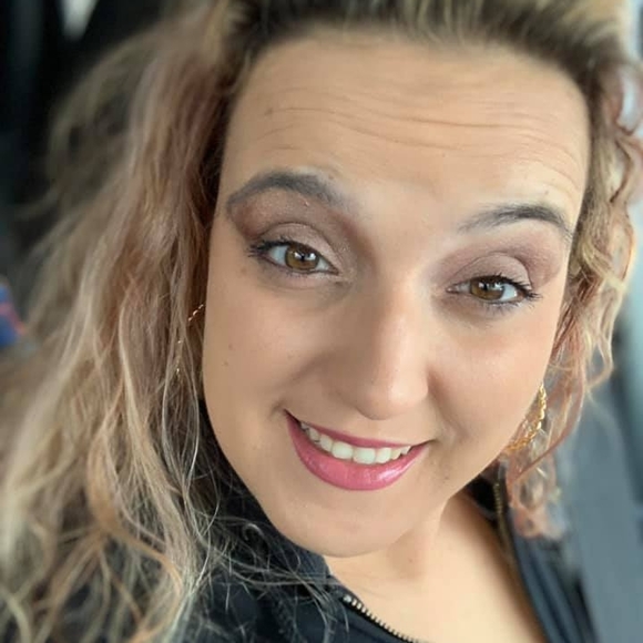 Meet your Posher, Alex - Picture 1 of 1